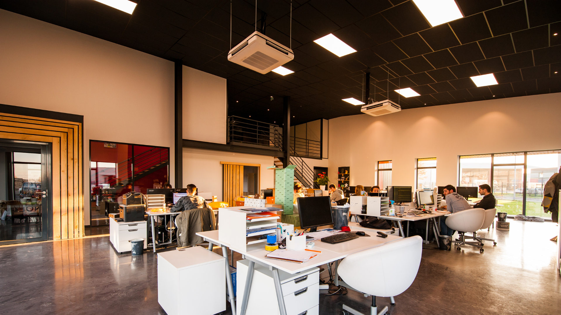 Migrating from WooCommerce to Shopify Through a Migration Agency