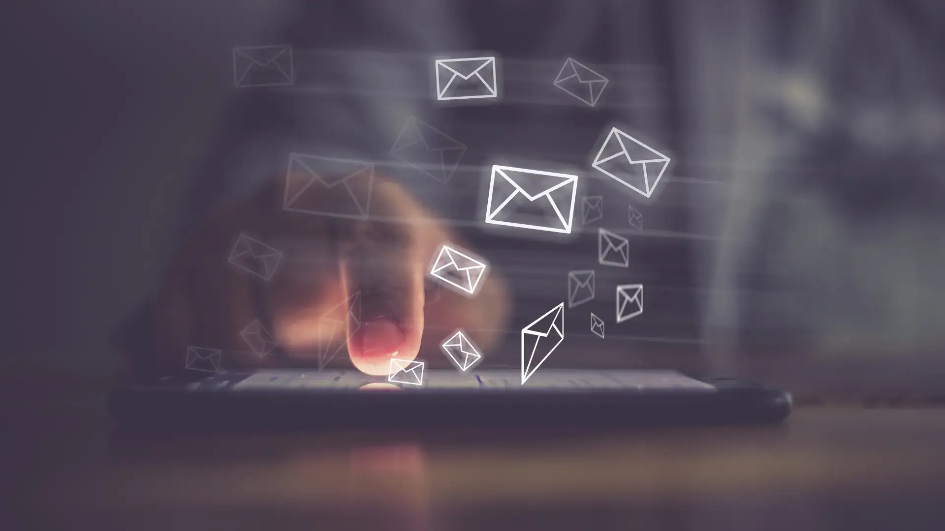 7 Best Marketing Emails to Attract Consumers Right Away