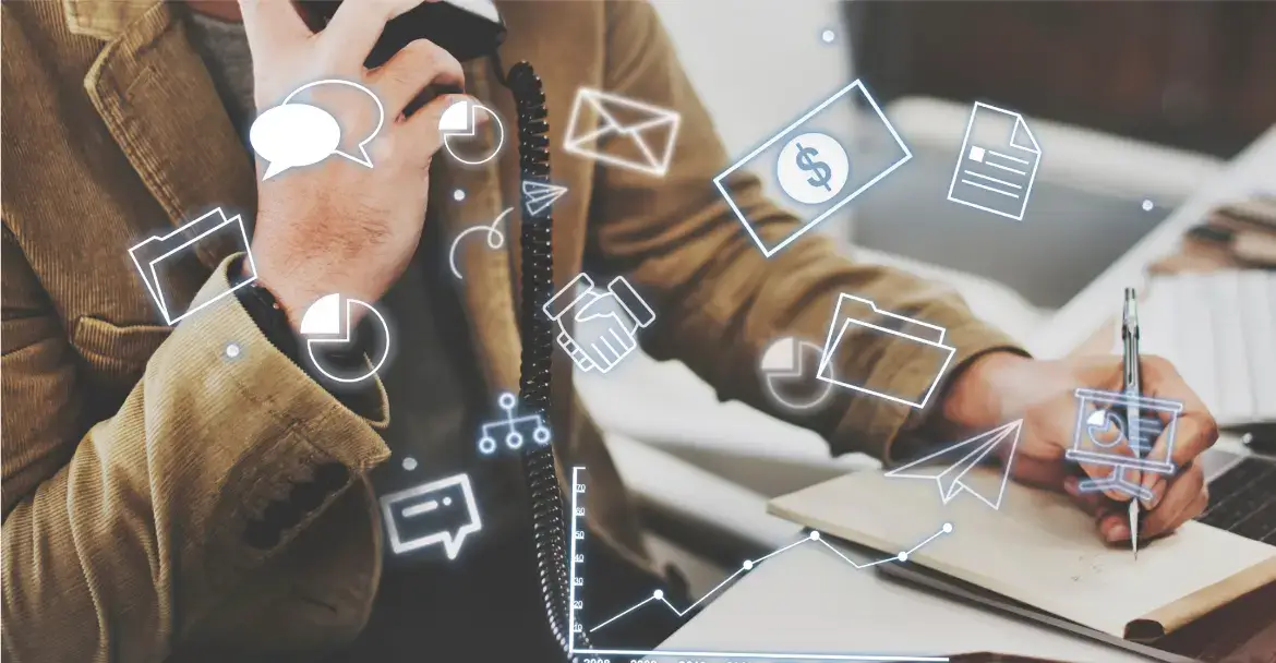 Creating a Seamless Omnichannel Experience for Your eCommerce Business