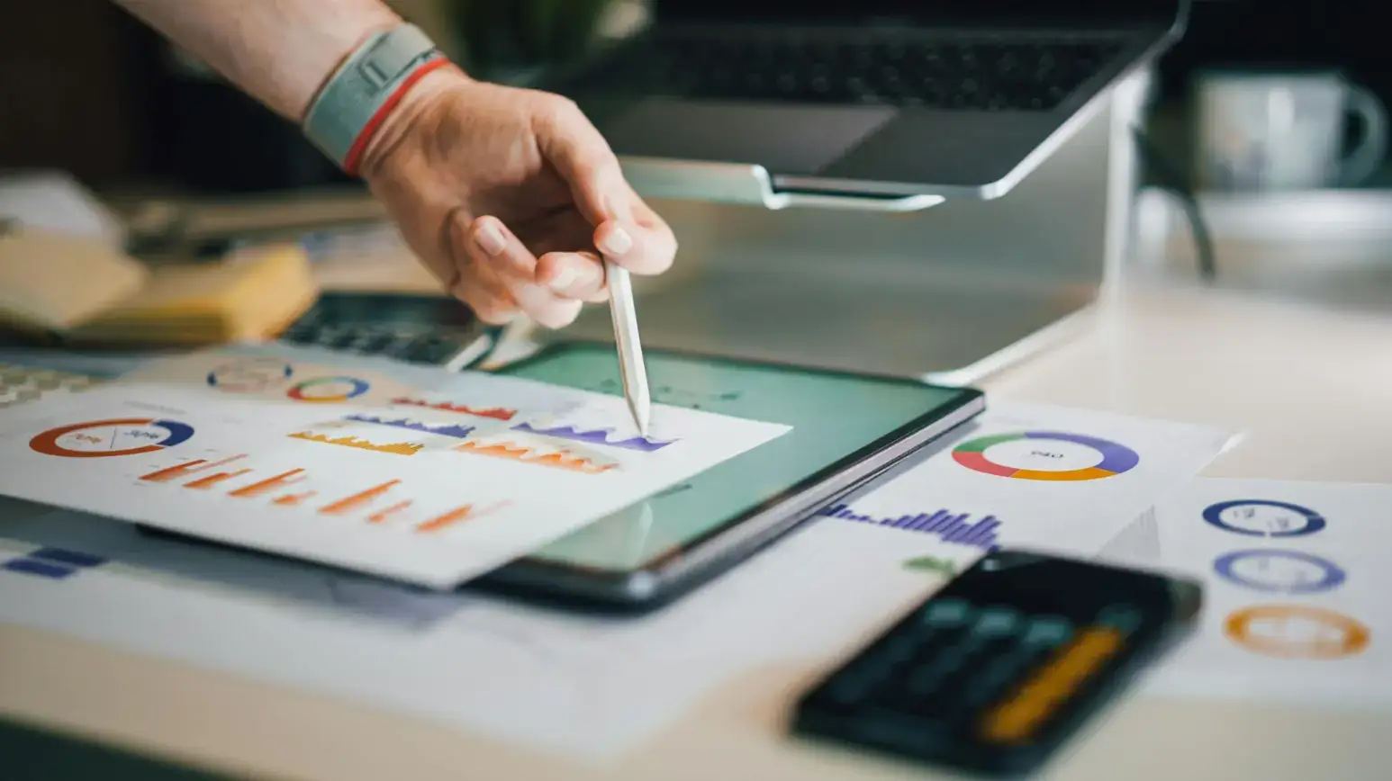 What Every Online Business Should Know About Managing Expenses