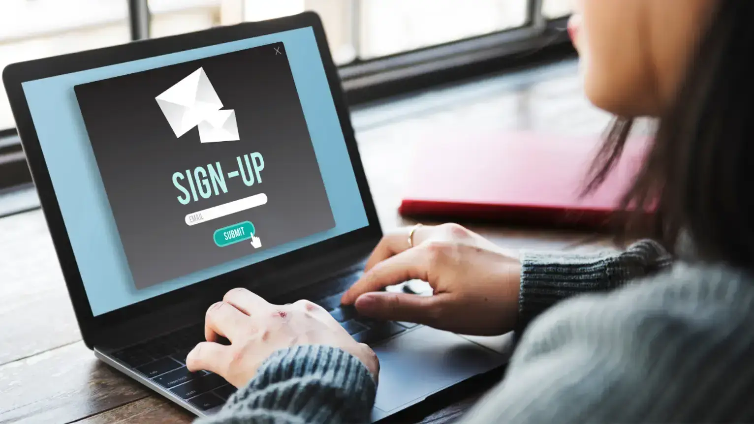 How to Use POWR with Digital Signage