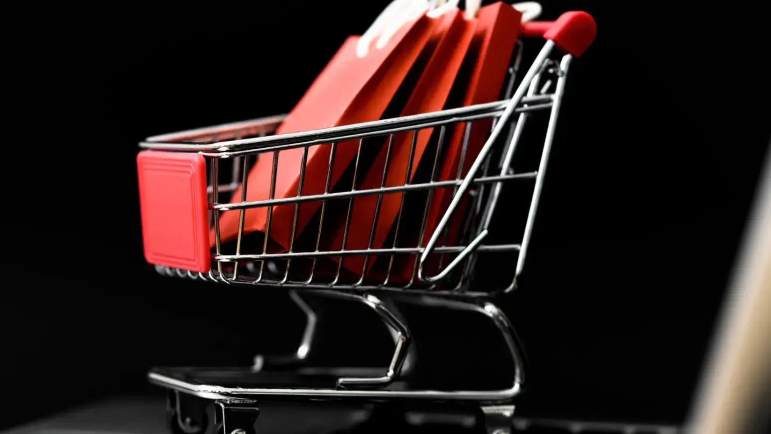 Boost E-Commerce Sales: 10 Smart Scheduling Tactics That Work