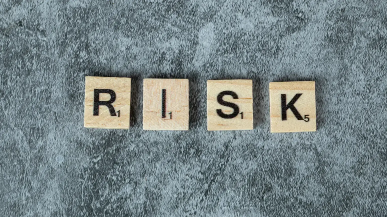 8 Strategies to Enhance Social Media Risk Management