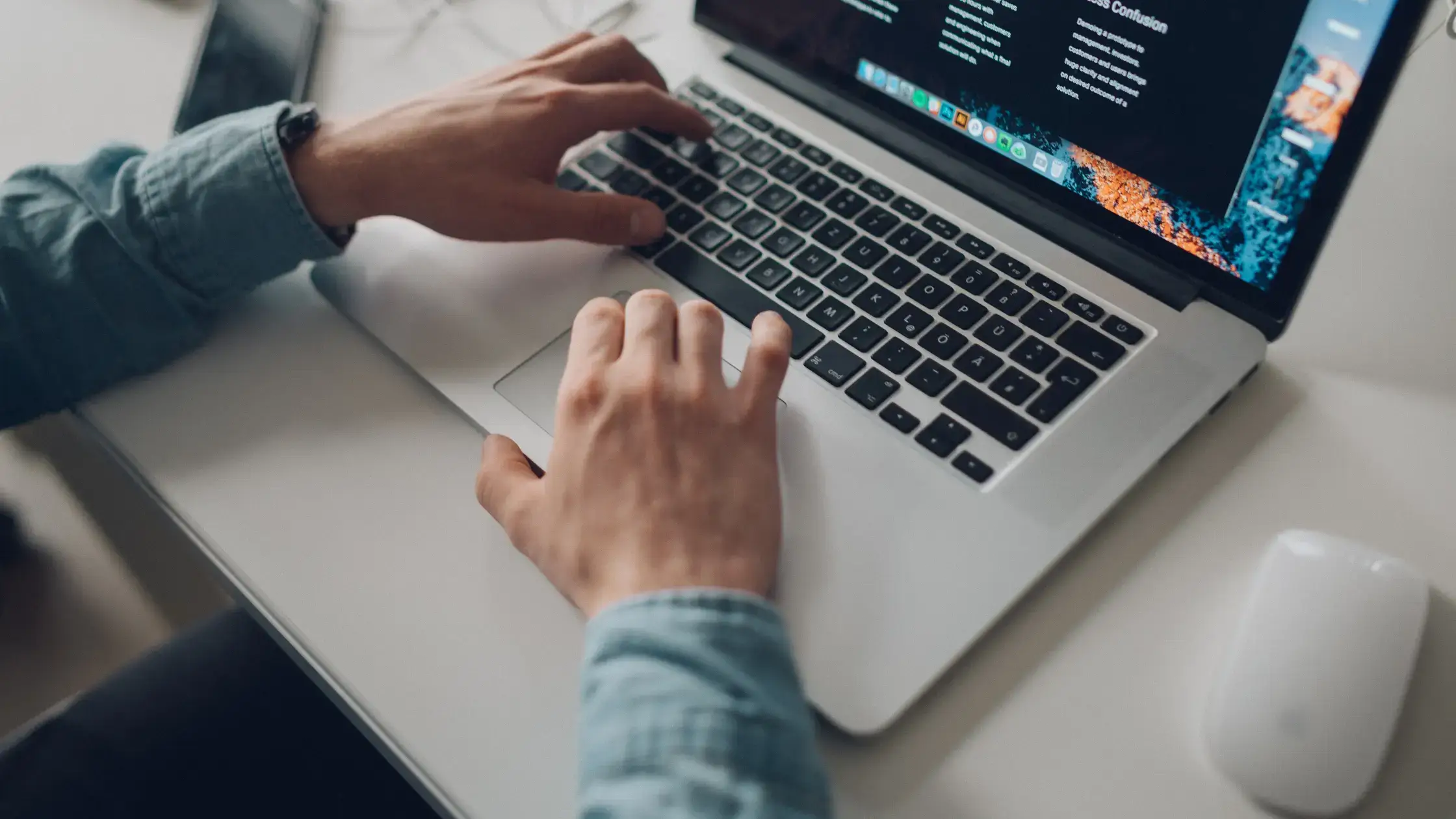 7 Tips for Updating Old Blog Articles to Boost Traffic