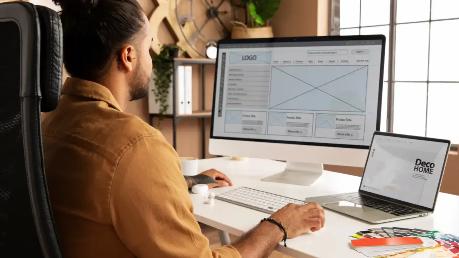 6 Ways to Differentiate Your Product Using Website Visuals and Copy