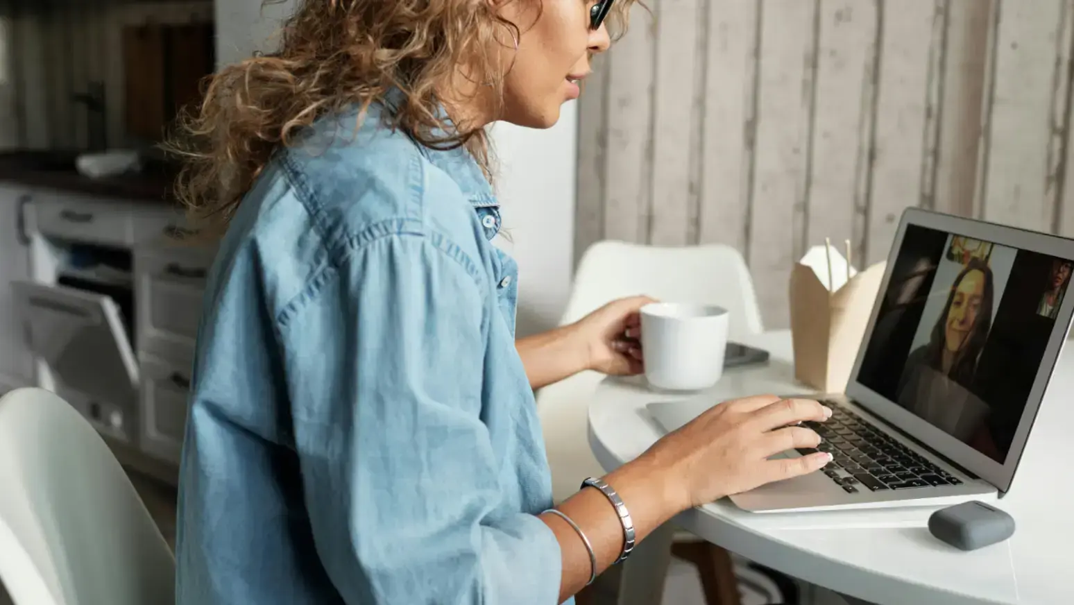 5 Essential Video Conferencing Tools for Small Businesses