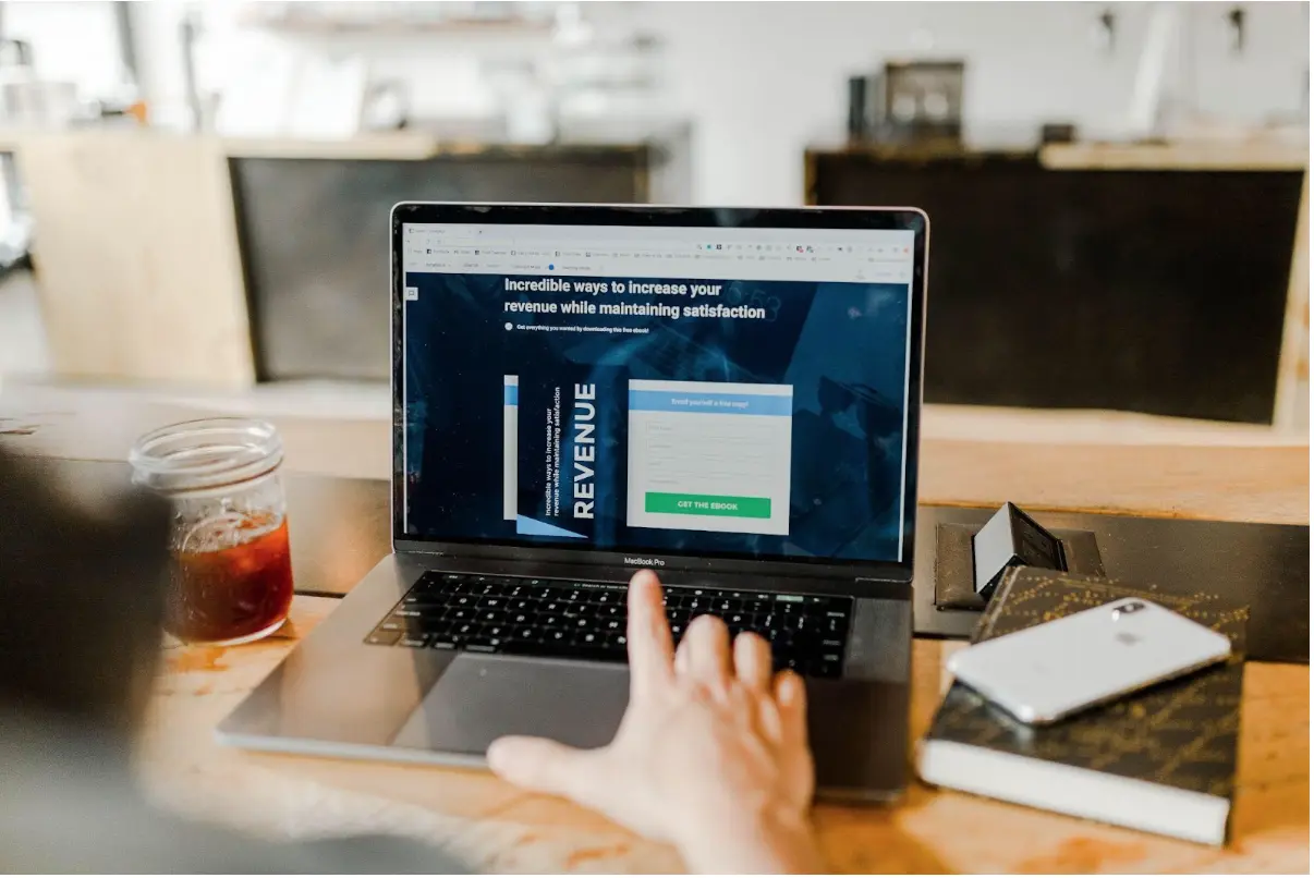 Person browsing a website