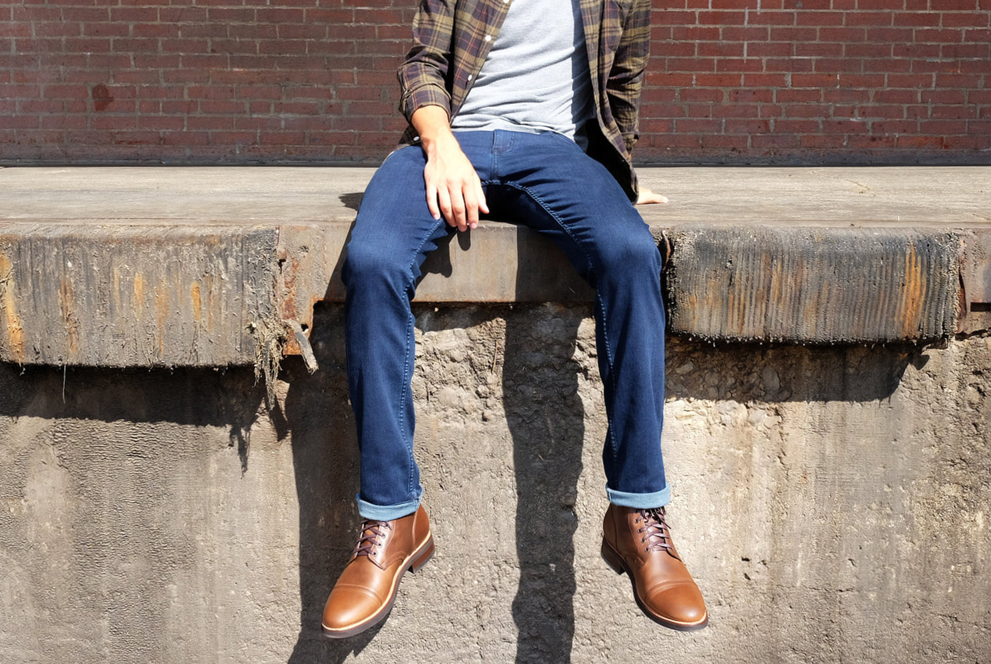 gear-patrol-mugsy-jeans-lead-full2