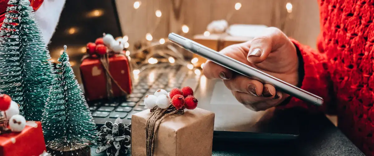 holiday-online-shopping
