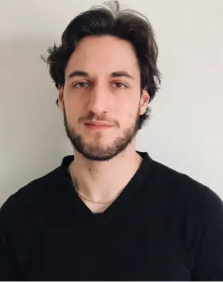 matej-mešár-headshot