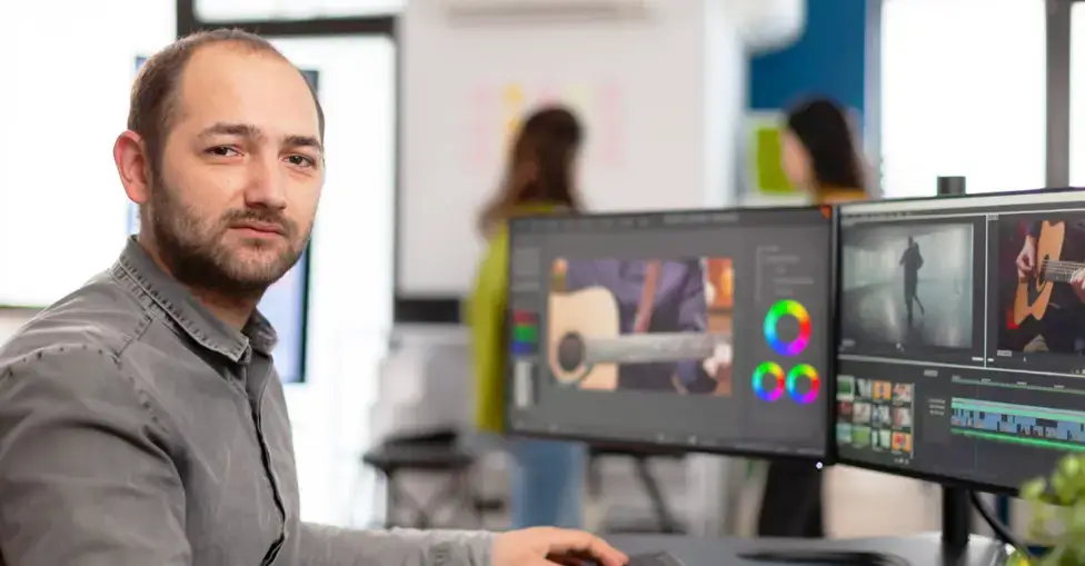 motion-graphics-engineer-at-work