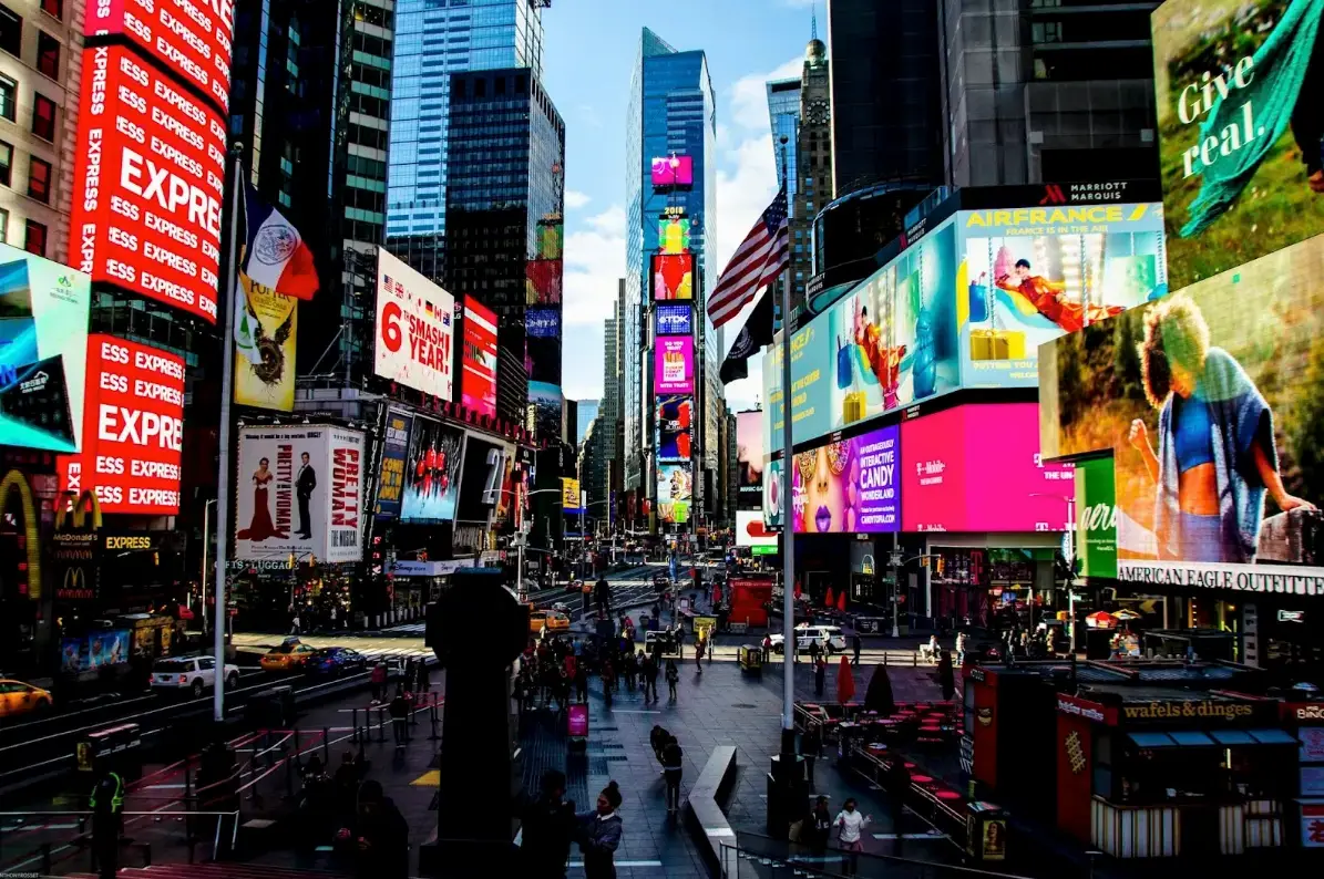 new-york-city-skyline-street-view