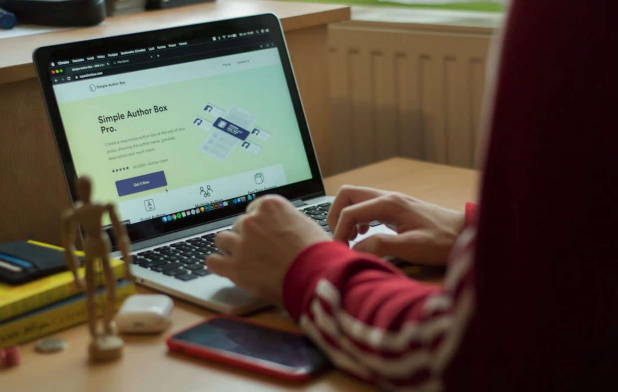 person-building-wordpress-website