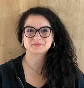 téa-liarokapi-headshot