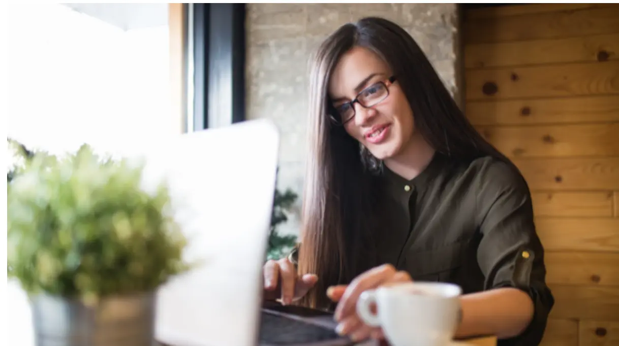woman working on laptop