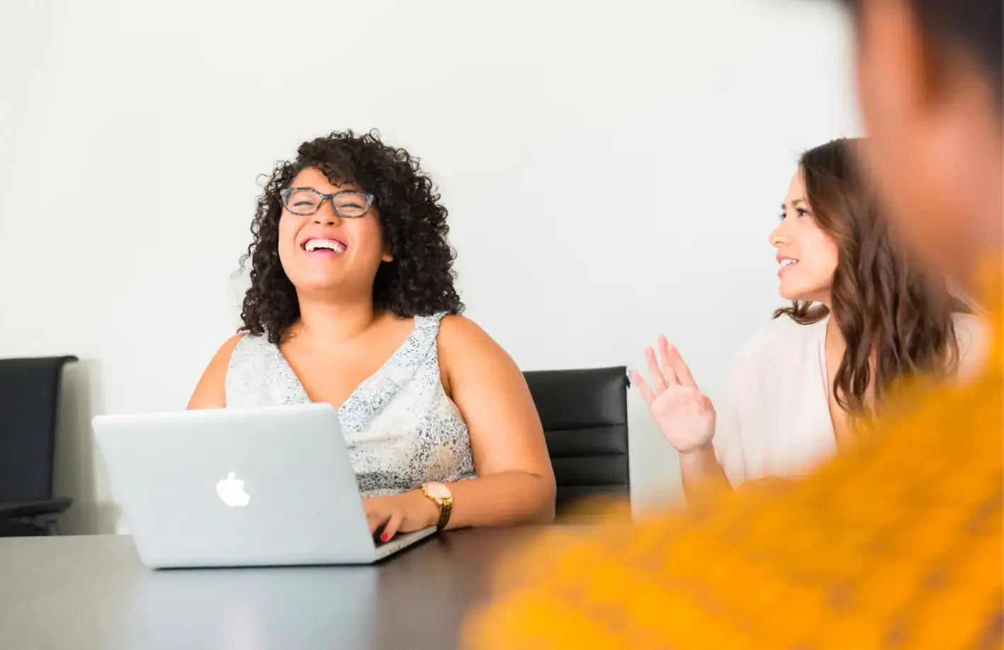 woman-sitting-in-front-of-the-laptop